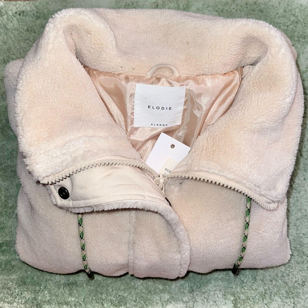 ⭐️NEW⭐️ NWT ELODIE Teddy Jacket